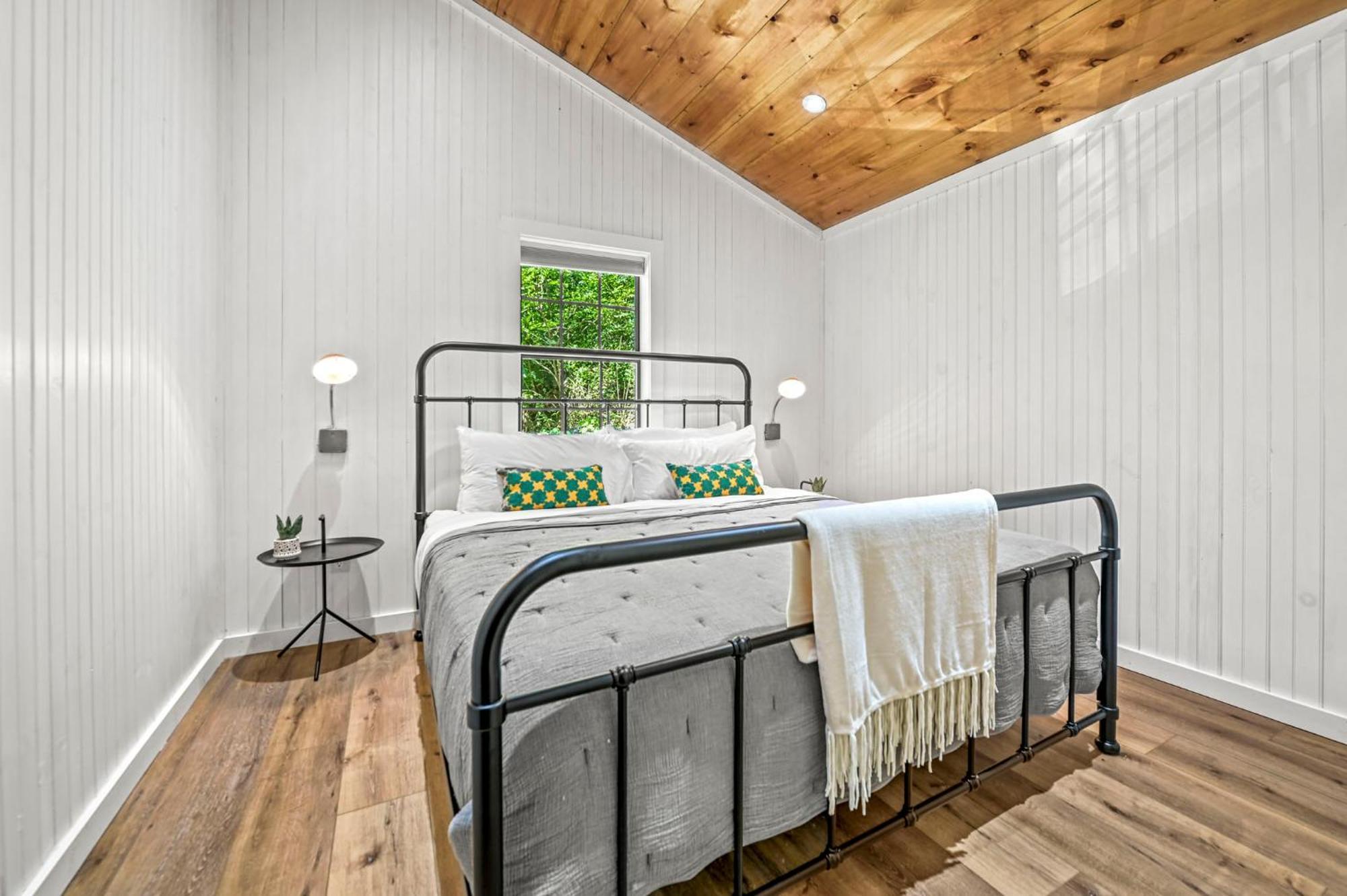 Smoky Mountains Hut Tub Cabin Dog Friendly Sevierville Buitenkant foto