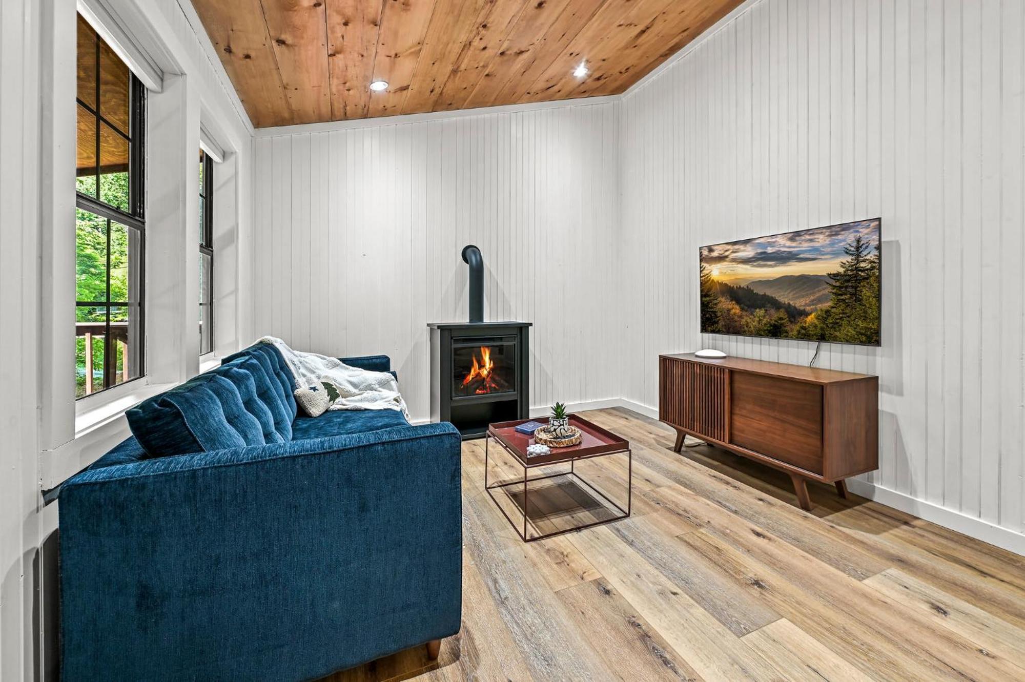 Smoky Mountains Hut Tub Cabin Dog Friendly Sevierville Buitenkant foto